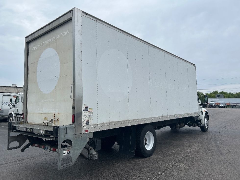 Medium Duty Box Truck-Light and Medium Duty Trucks-International-2019-MV607-Sturtevant-WI-427,106\n\t\tmiles-$ 20,250 - Image 13