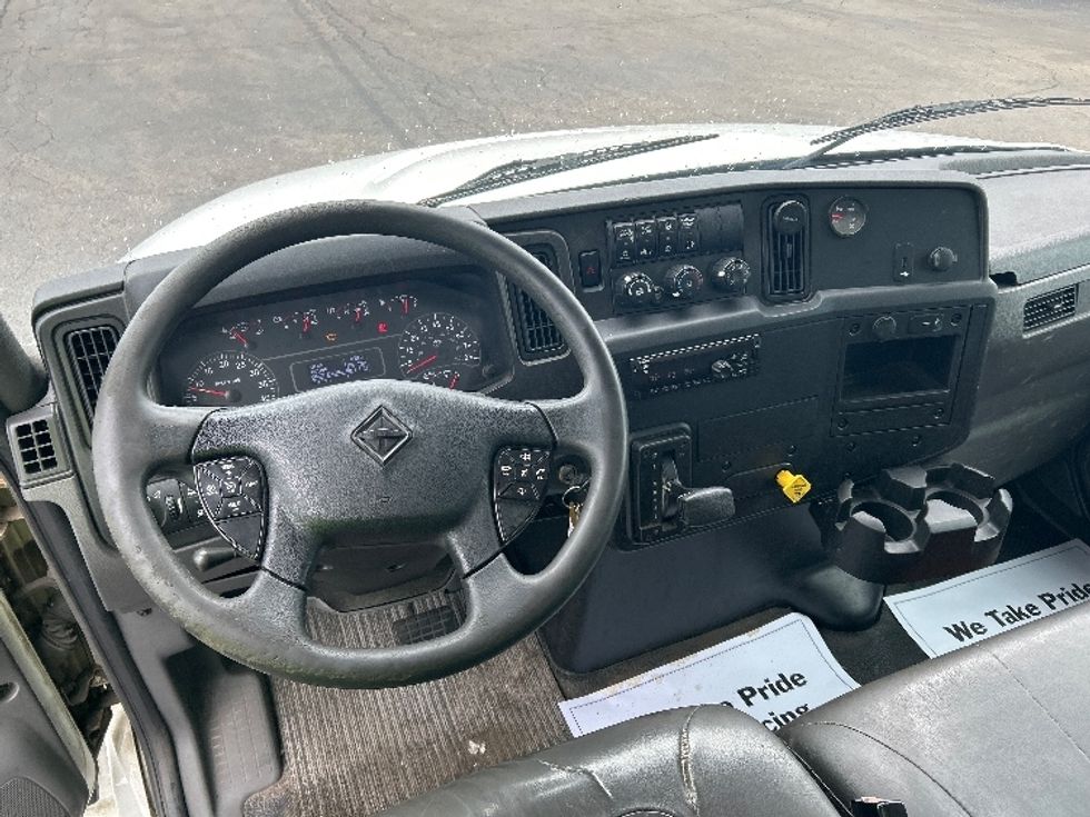Medium Duty Box Truck-Light and Medium Duty Trucks-International-2019-MV607-Sturtevant-WI-427,106\n\t\tmiles-$ 20,250 - Image 18