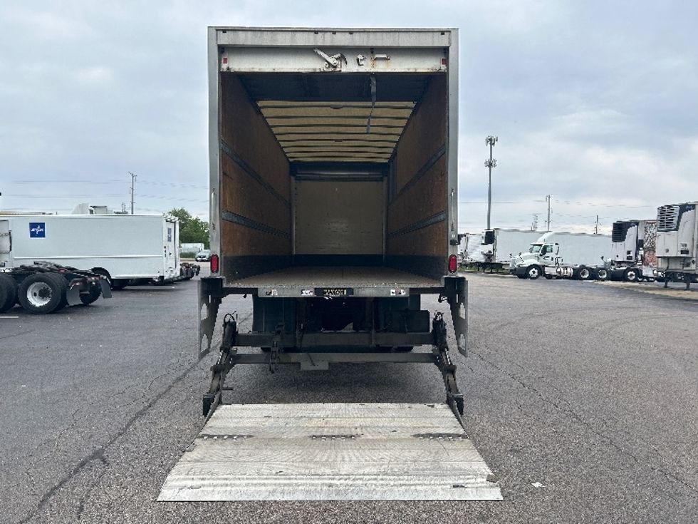 Medium Duty Box Truck-Light and Medium Duty Trucks-International-2019-MV607-Sturtevant-WI-427,106\n\t\tmiles-$ 20,250 - Image 9