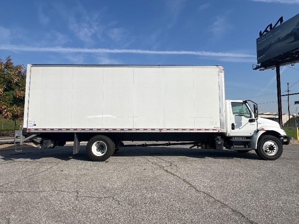Medium Duty Box Truck-Light and Medium Duty Trucks-International-2019-MV607-Torrance-CA-62,584\n\t\tmiles-$ 57,250 - Image 15
