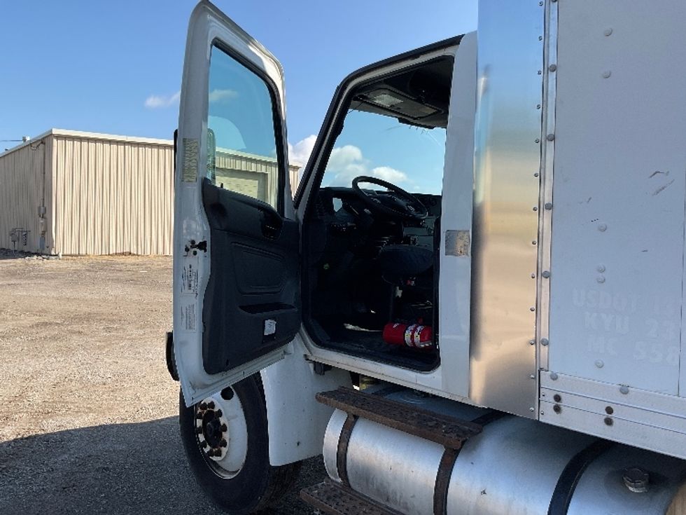 Medium Duty Box Truck-Light and Medium Duty Trucks-International-2019-MV607-Walker-MI-374,184\n\t\tmiles-$ 20,000 - Image 16
