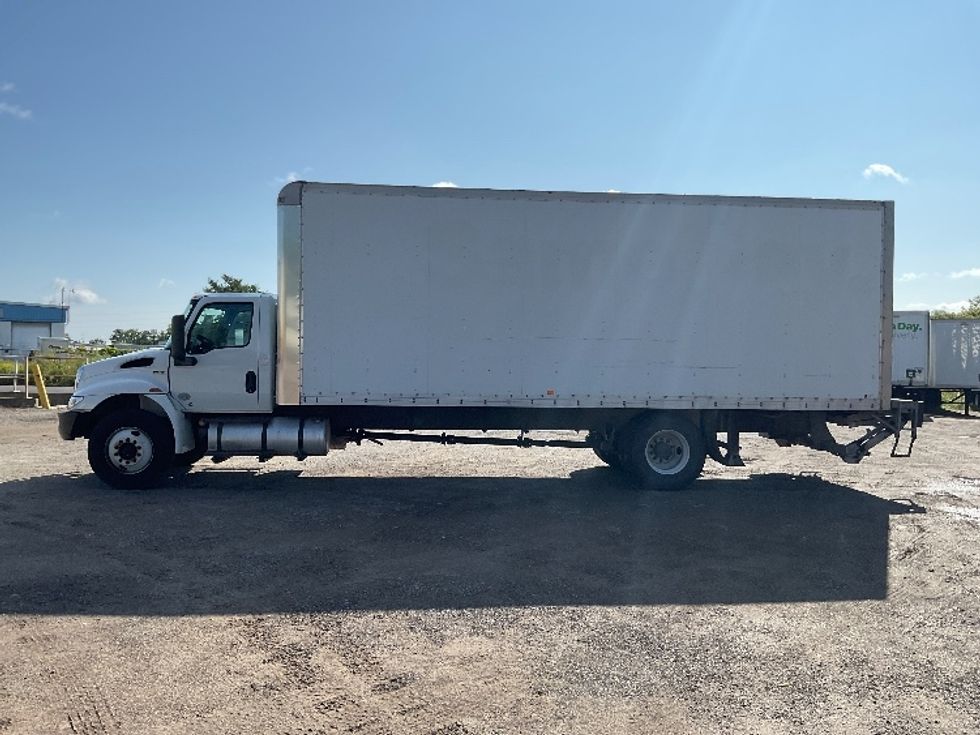 Medium Duty Box Truck-Light and Medium Duty Trucks-International-2019-MV607-Walker-MI-374,184\n\t\tmiles-$ 20,000 - Image 4