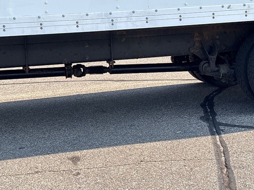 Medium Duty Box Truck-Light and Medium Duty Trucks-International-2019-MV607-Warren-MI-101,594\n\t\tmiles-$ 55,250 - Image 5