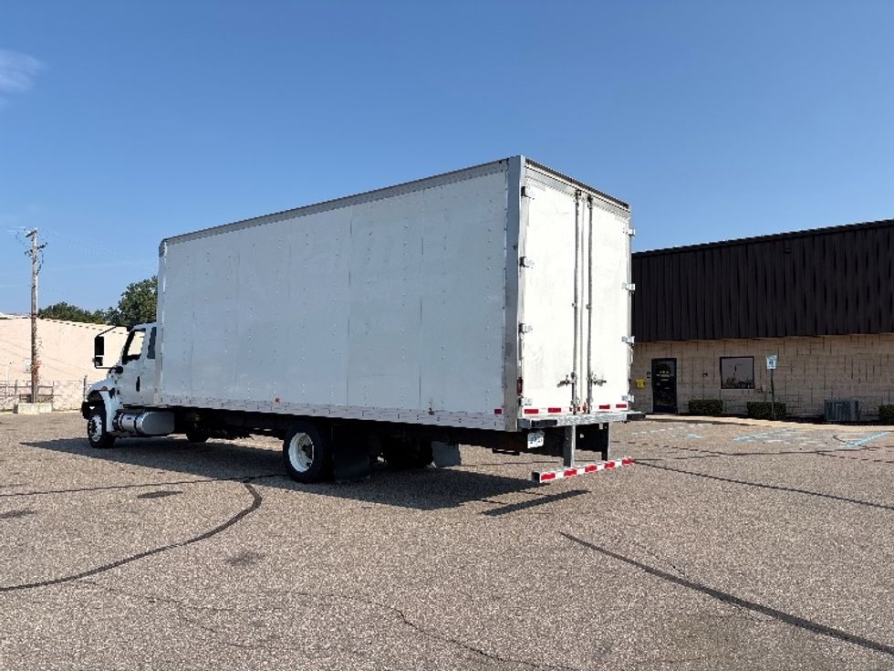 Medium Duty Box Truck-Light and Medium Duty Trucks-International-2019-MV607-Warren-MI-101,594\n\t\tmiles-$ 55,250 - Image 6