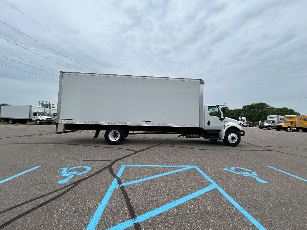 Medium Duty Box Truck-Light and Medium Duty Trucks-International-2019-MV607-Warren-MI-184,201\n\t\tmiles-$ 37,500 - Image 14