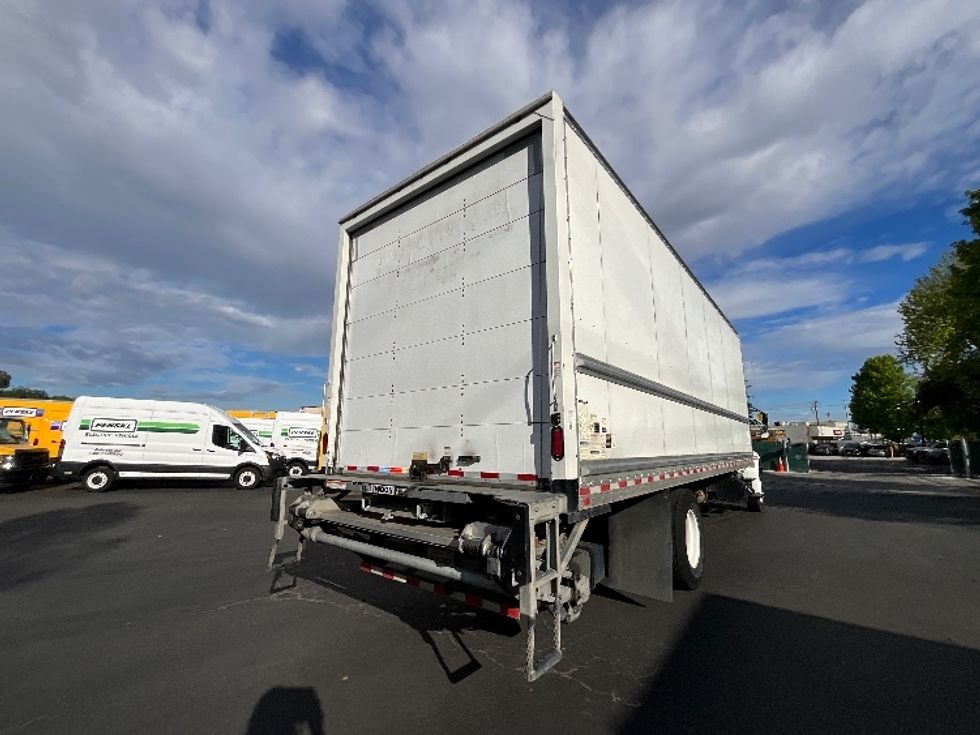 Medium Duty Box Truck-Light and Medium Duty Trucks-International-2019-MV607-West Sacramento-CA-130,866\n\t\tmiles-$ 49,500 - Image 26