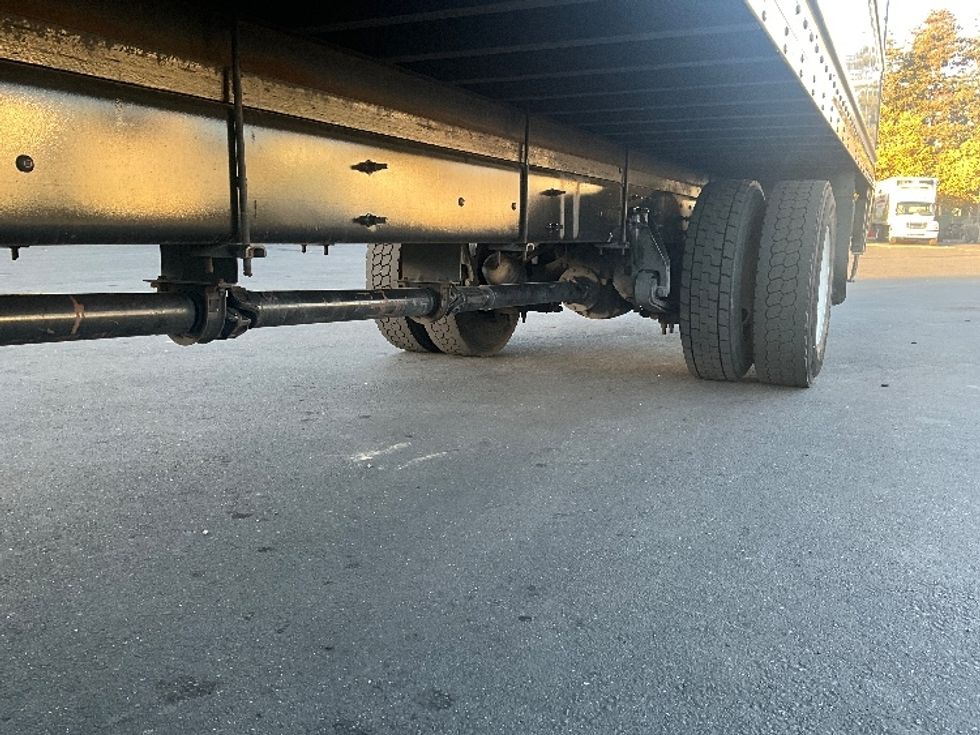 Medium Duty Box Truck-Light and Medium Duty Trucks-International-2019-MV607-West Sacramento-CA-140,707\n\t\tmiles-$ 49,000 - Image 5