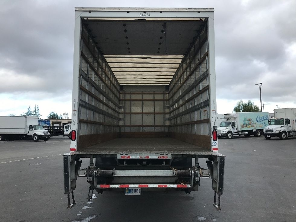 Medium Duty Box Truck-Light and Medium Duty Trucks-International-2019-MV607-West Sacramento-CA-166,034\n\t\tmiles-$ 45,000 - Image 8
