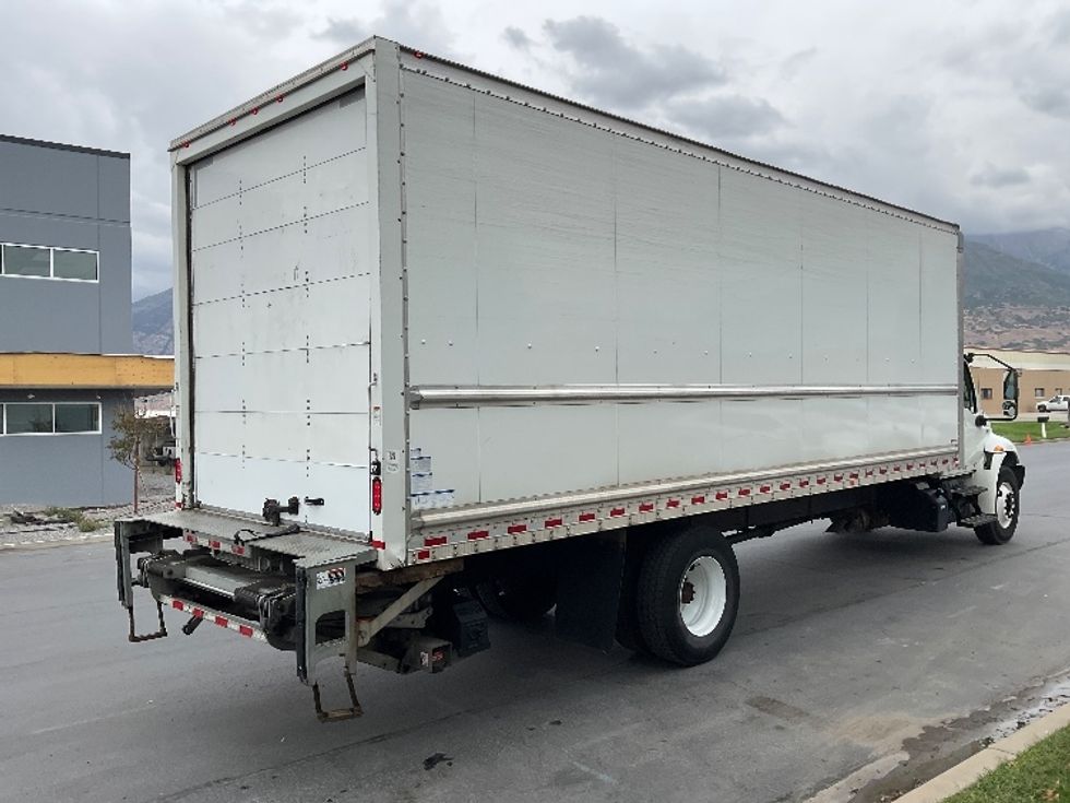 Medium Duty Box Truck-Light and Medium Duty Trucks-International-2019-MV607-West Valley City-UT-198,971\n\t\tmiles-$ 39,500 - Image 13