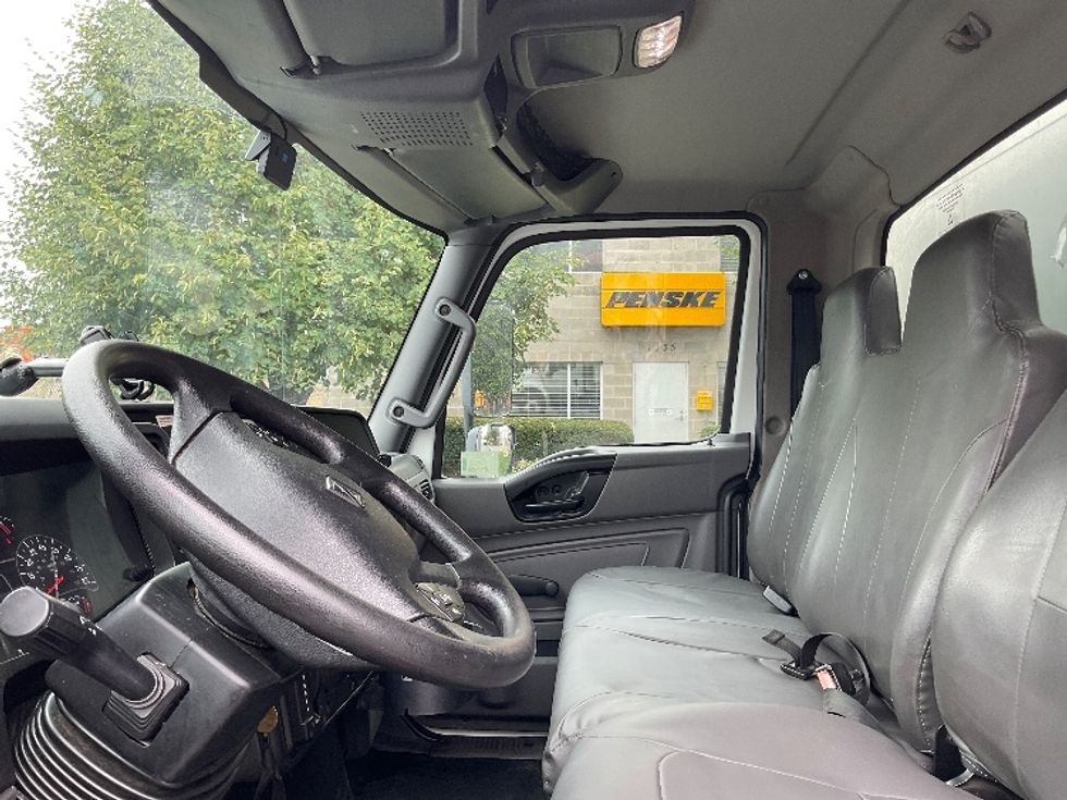 Medium Duty Box Truck-Light and Medium Duty Trucks-International-2019-MV607-West Valley City-UT-198,971\n\t\tmiles-$ 39,500 - Image 19