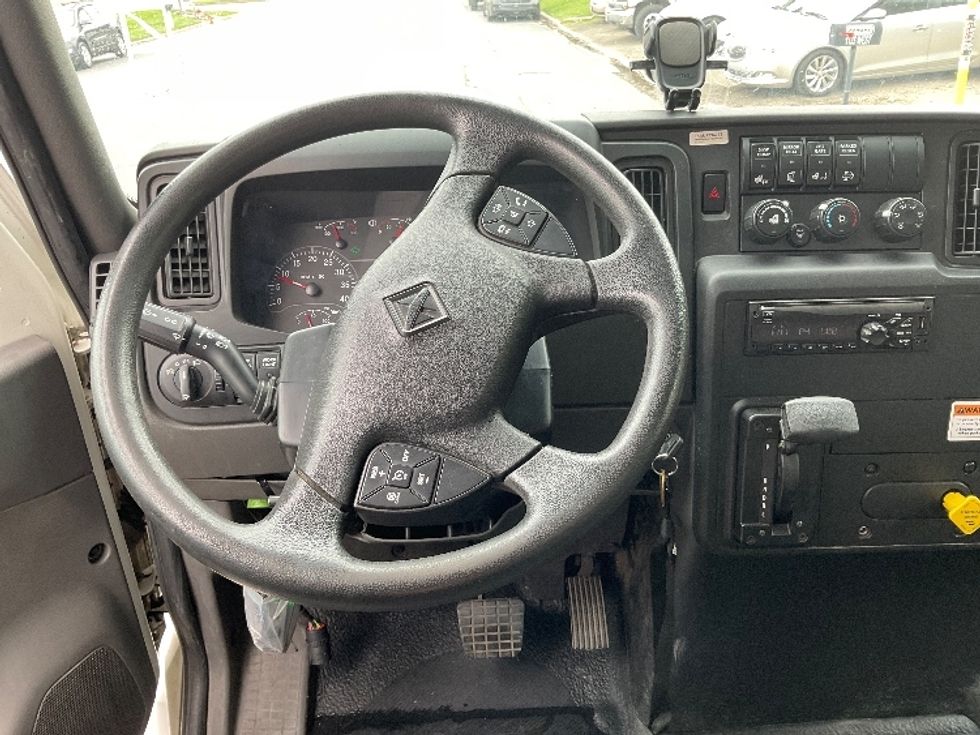 Medium Duty Box Truck-Light and Medium Duty Trucks-International-2019-MV607-West Valley City-UT-198,971\n\t\tmiles-$ 39,500 - Image 18