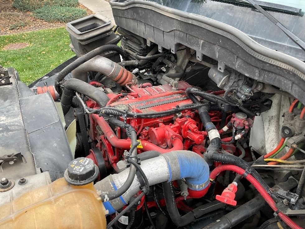 Medium Duty Box Truck-Light and Medium Duty Trucks-International-2019-MV607-West Valley City-UT-198,971\n\t\tmiles-$ 39,500 - Image 24