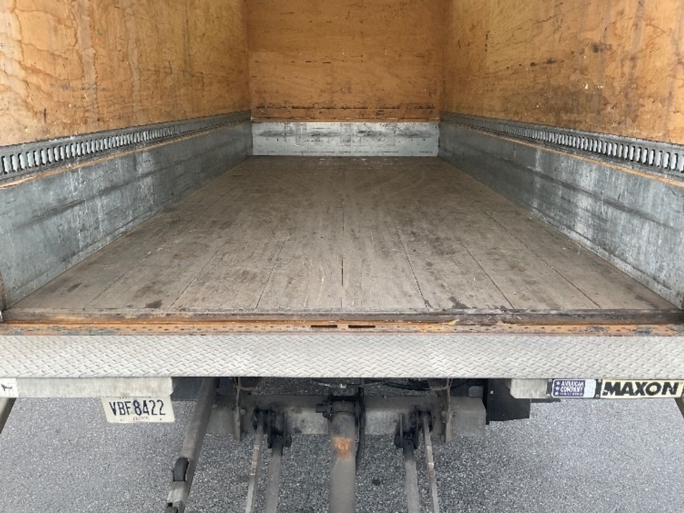 Medium Duty Box Truck-Light and Medium Duty Trucks-International-2019-MV607LP-Harrisburg-PA-165,816\n\t\tmiles-$ 35,000 - Image 8