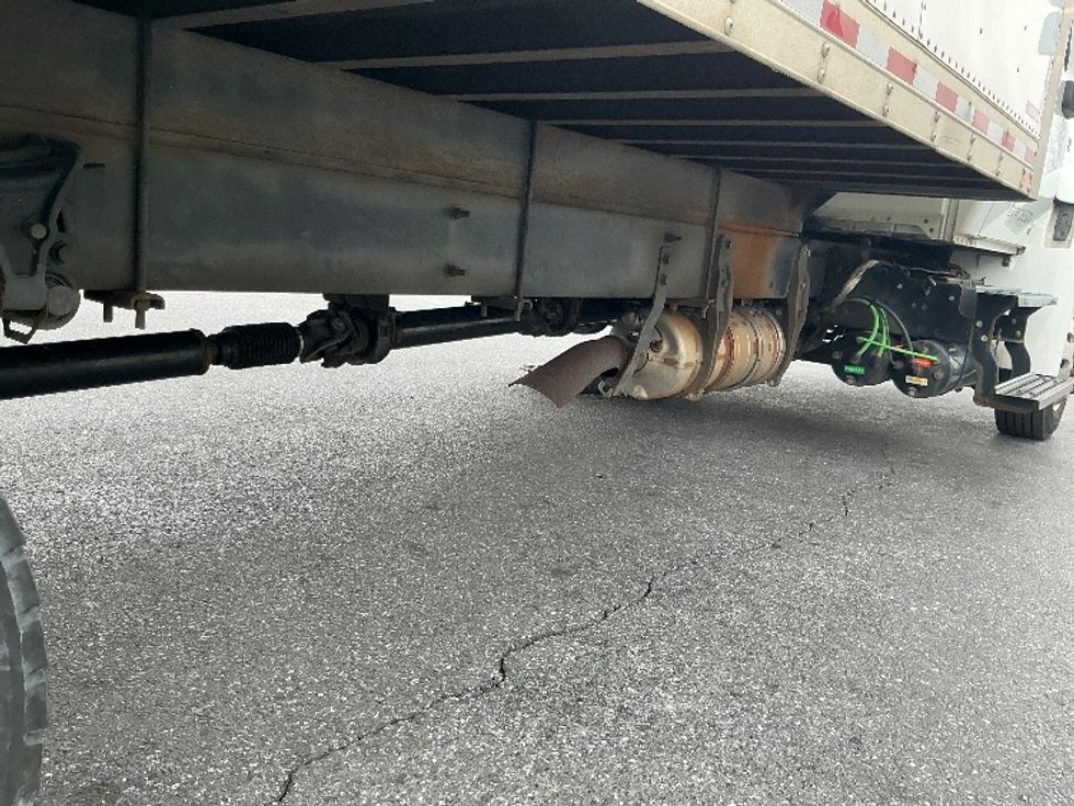 Medium Duty Box Truck-Light and Medium Duty Trucks-International-2019-MV607LP-Harrisburg-PA-178,707\n\t\tmiles-$ 33,250 - Image 14