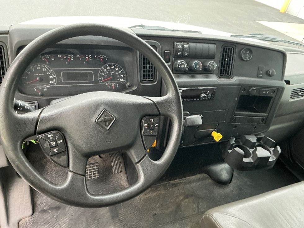 Medium Duty Box Truck-Light and Medium Duty Trucks-International-2019-MV607LP-Harrisburg-PA-178,707\n\t\tmiles-$ 33,250 - Image 18