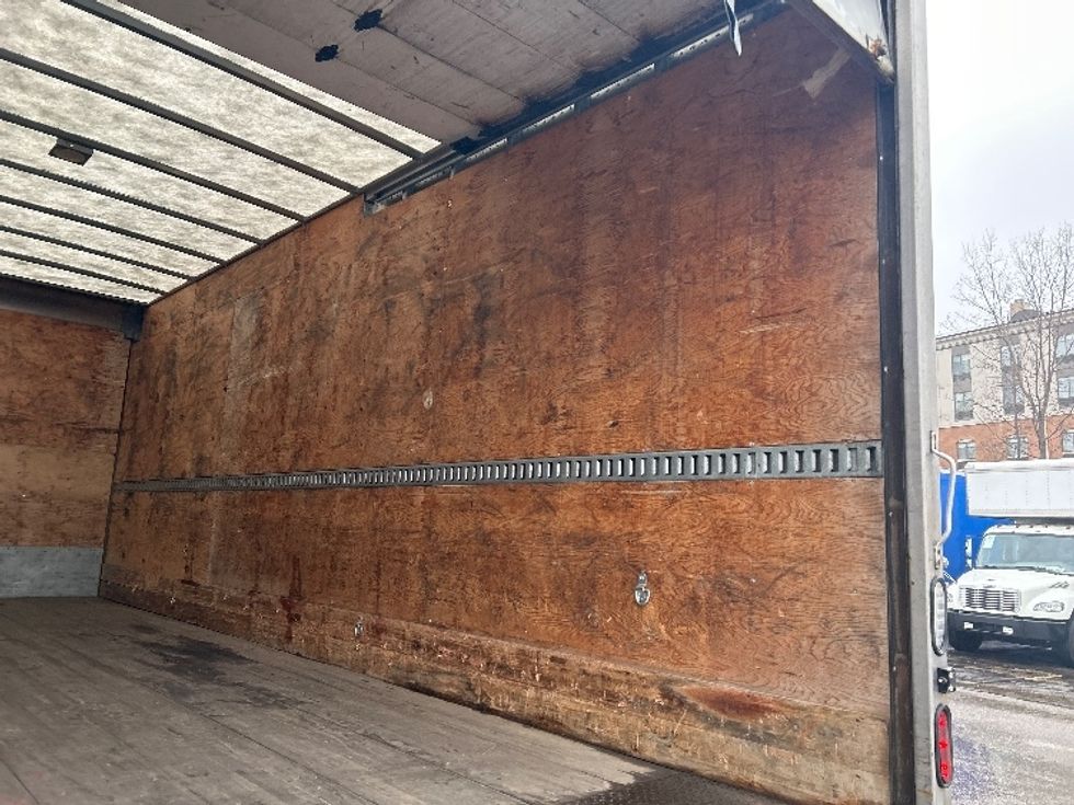 Medium Duty Box Truck-Light and Medium Duty Trucks-International-2020-MV607-Akron-OH-111,547\n\t\tmiles-$ 51,000 - Image 12