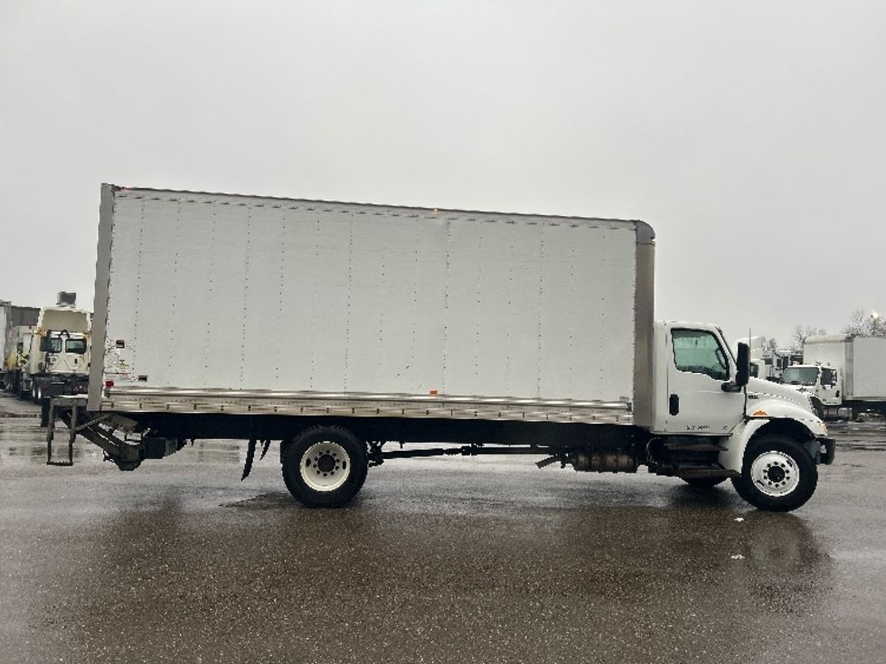Medium Duty Box Truck-Light and Medium Duty Trucks-International-2020-MV607-Akron-OH-111,547\n\t\tmiles-$ 51,000 - Image 15