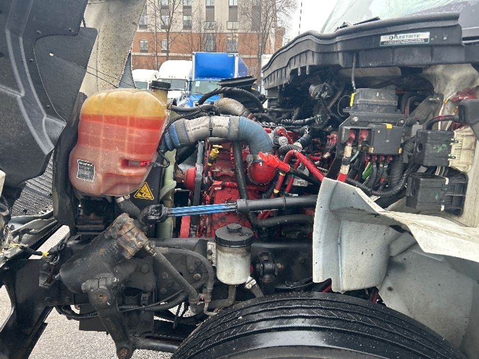 Medium Duty Box Truck-Light and Medium Duty Trucks-International-2020-MV607-Akron-OH-111,547\n\t\tmiles-$ 51,000 - Image 24