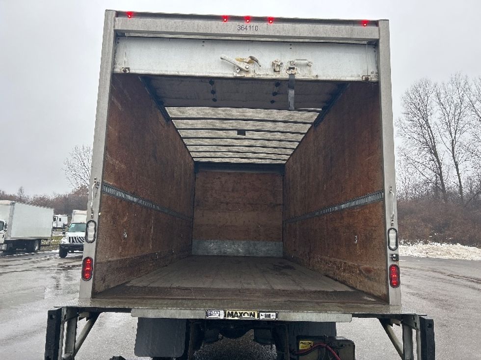 Medium Duty Box Truck-Light and Medium Duty Trucks-International-2020-MV607-Akron-OH-111,547\n\t\tmiles-$ 51,000 - Image 8
