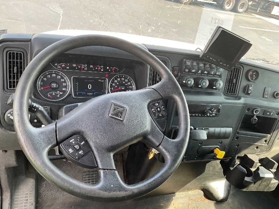 Medium Duty Box Truck-Light and Medium Duty Trucks-International-2020-MV607-Akron-OH-122,611\n\t\tmiles-$ 63,750 - Image 18