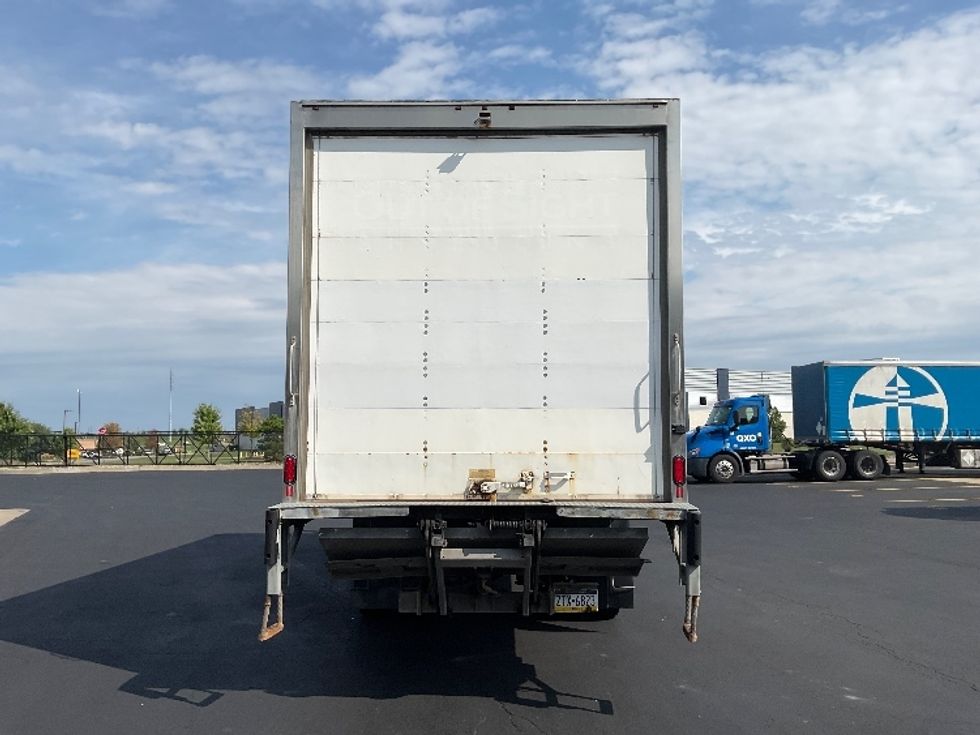 Medium Duty Box Truck-Light and Medium Duty Trucks-International-2020-MV607-Akron-OH-122,611\n\t\tmiles-$ 63,750 - Image 7