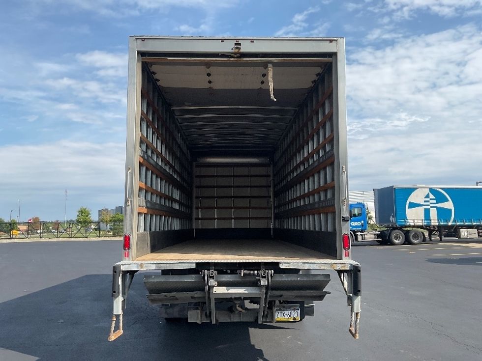 Medium Duty Box Truck-Light and Medium Duty Trucks-International-2020-MV607-Akron-OH-122,611\n\t\tmiles-$ 63,750 - Image 8
