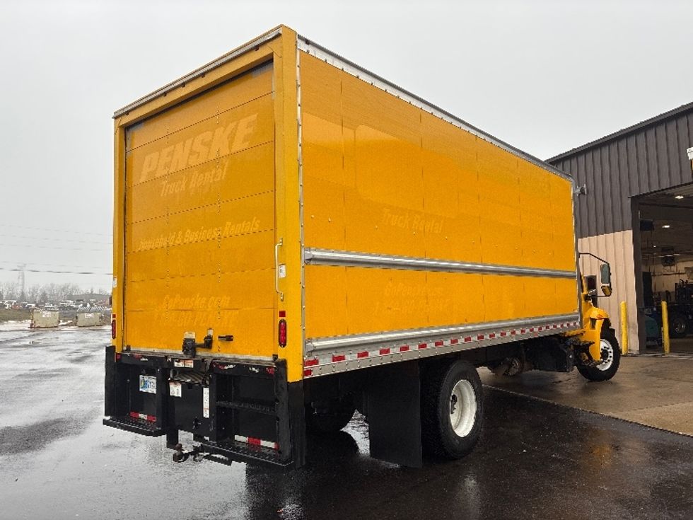 Medium Duty Box Truck-Light and Medium Duty Trucks-International-2020-MV607-Akron-OH-173,806\n\t\tmiles-$ 32,750 - Image 11