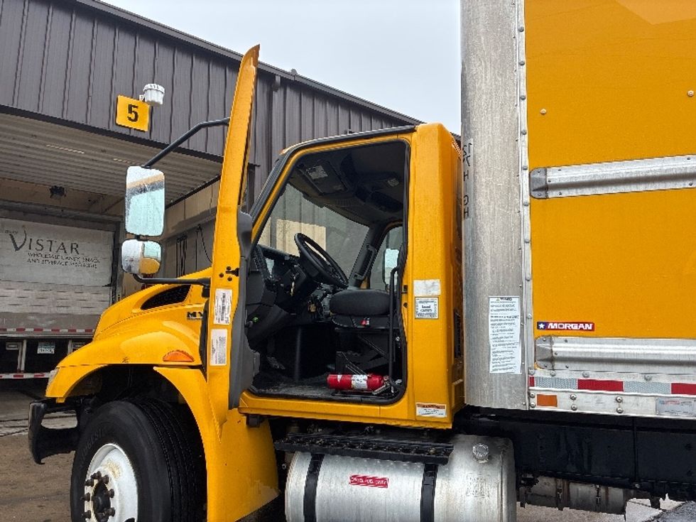 Medium Duty Box Truck-Light and Medium Duty Trucks-International-2020-MV607-Akron-OH-173,806\n\t\tmiles-$ 32,750 - Image 14