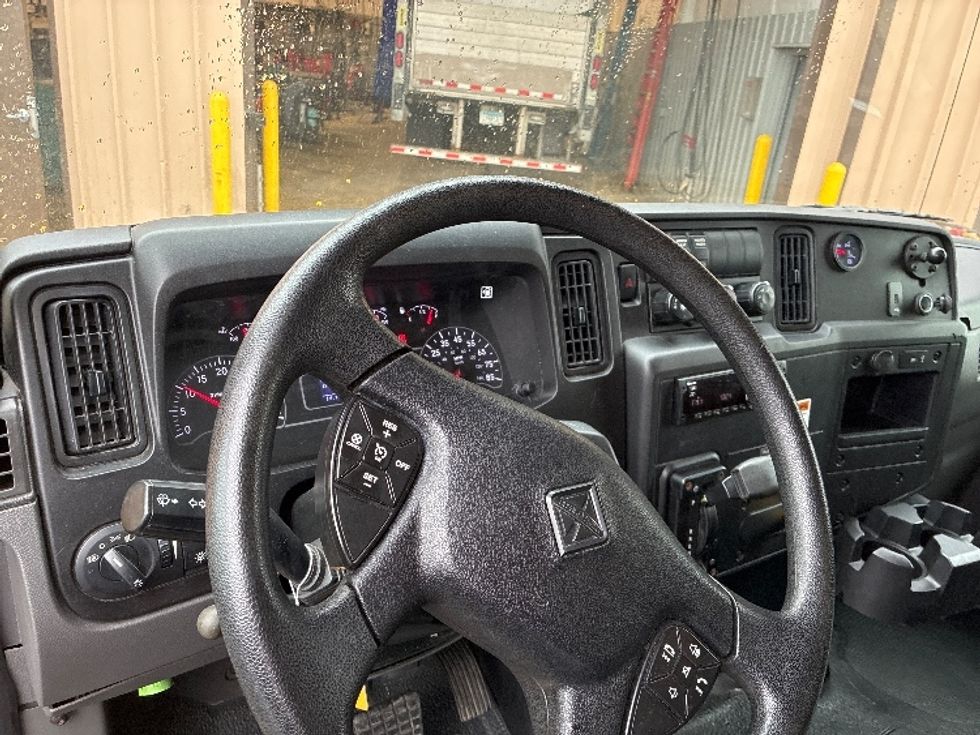 Medium Duty Box Truck-Light and Medium Duty Trucks-International-2020-MV607-Akron-OH-173,806\n\t\tmiles-$ 32,750 - Image 15