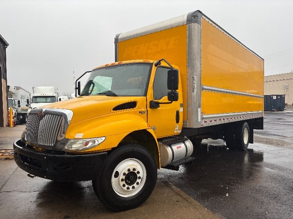 Medium Duty Box Truck-Light and Medium Duty Trucks-International-2020-MV607-Akron-OH-173,806\n\t\tmiles-$ 32,750 - Image 2