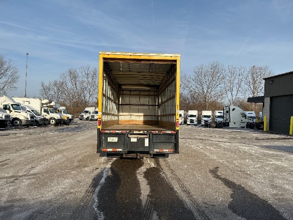 Medium Duty Box Truck-Light and Medium Duty Trucks-International-2020-MV607-Akron-OH-177,977\n\t\tmiles-$ 32,250 - Image 10