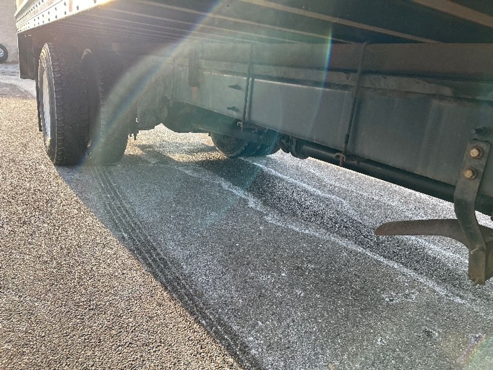 Medium Duty Box Truck-Light and Medium Duty Trucks-International-2020-MV607-Akron-OH-177,977\n\t\tmiles-$ 32,250 - Image 14