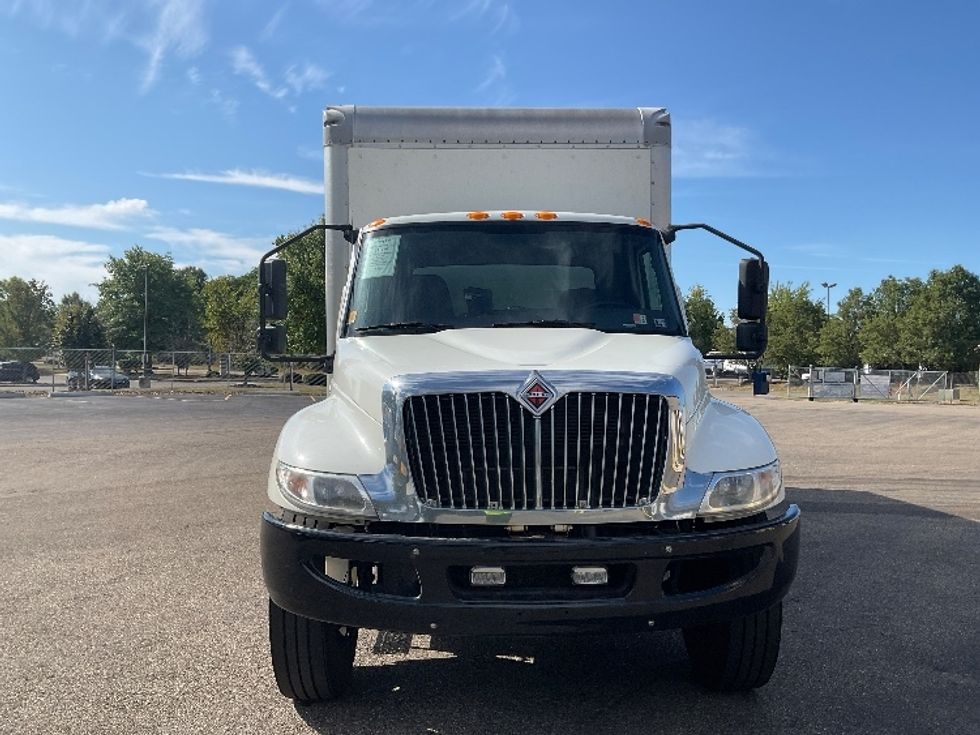Medium Duty Box Truck-Light and Medium Duty Trucks-International-2020-MV607-Akron-OH-260,708\n\t\tmiles-$ 27,000 - Image 2