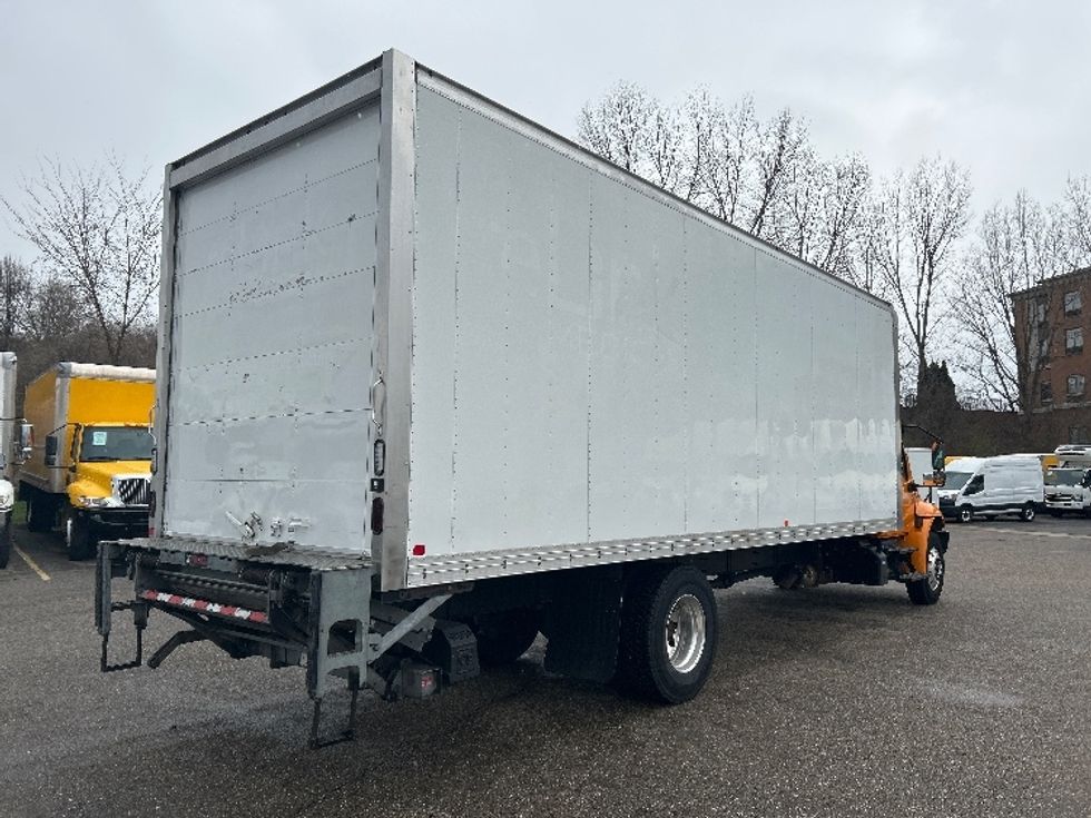 Medium Duty Box Truck-Light and Medium Duty Trucks-International-2020-MV607-Akron-OH-288,437\n\t\tmiles-$ 32,000 - Image 13
