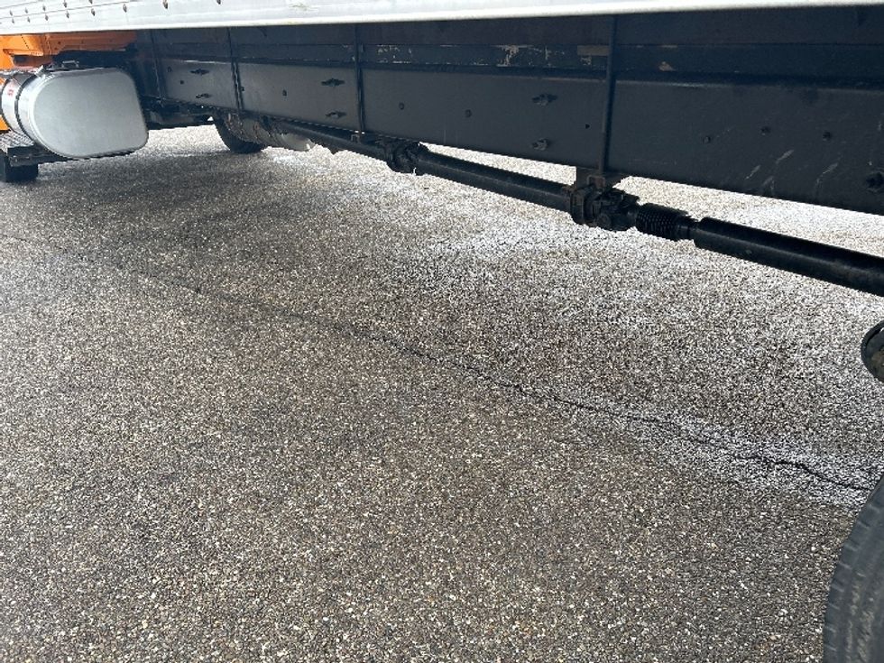 Medium Duty Box Truck-Light and Medium Duty Trucks-International-2020-MV607-Akron-OH-288,437\n\t\tmiles-$ 32,000 - Image 5
