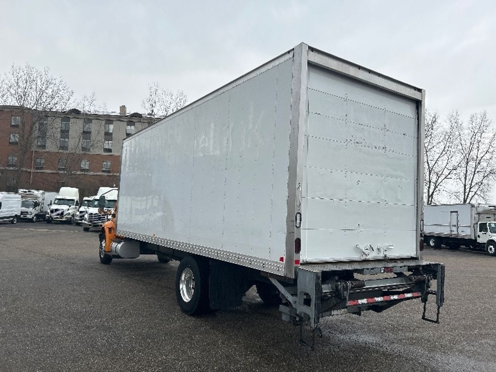 Medium Duty Box Truck-Light and Medium Duty Trucks-International-2020-MV607-Akron-OH-288,437\n\t\tmiles-$ 32,000 - Image 6
