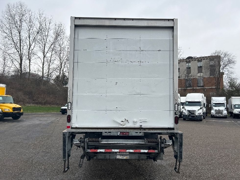 Medium Duty Box Truck-Light and Medium Duty Trucks-International-2020-MV607-Akron-OH-288,437\n\t\tmiles-$ 32,000 - Image 7