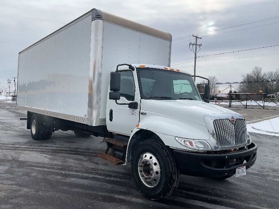 Medium Duty Box Truck-Light and Medium Duty Trucks-International-2020-MV607-Akron-OH-81,068\n\t\tmiles-$ 55,500 - Image 1