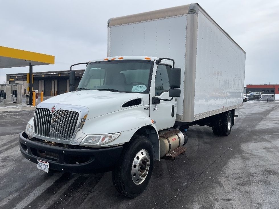Medium Duty Box Truck-Light and Medium Duty Trucks-International-2020-MV607-Akron-OH-81,068\n\t\tmiles-$ 55,500 - Image 3