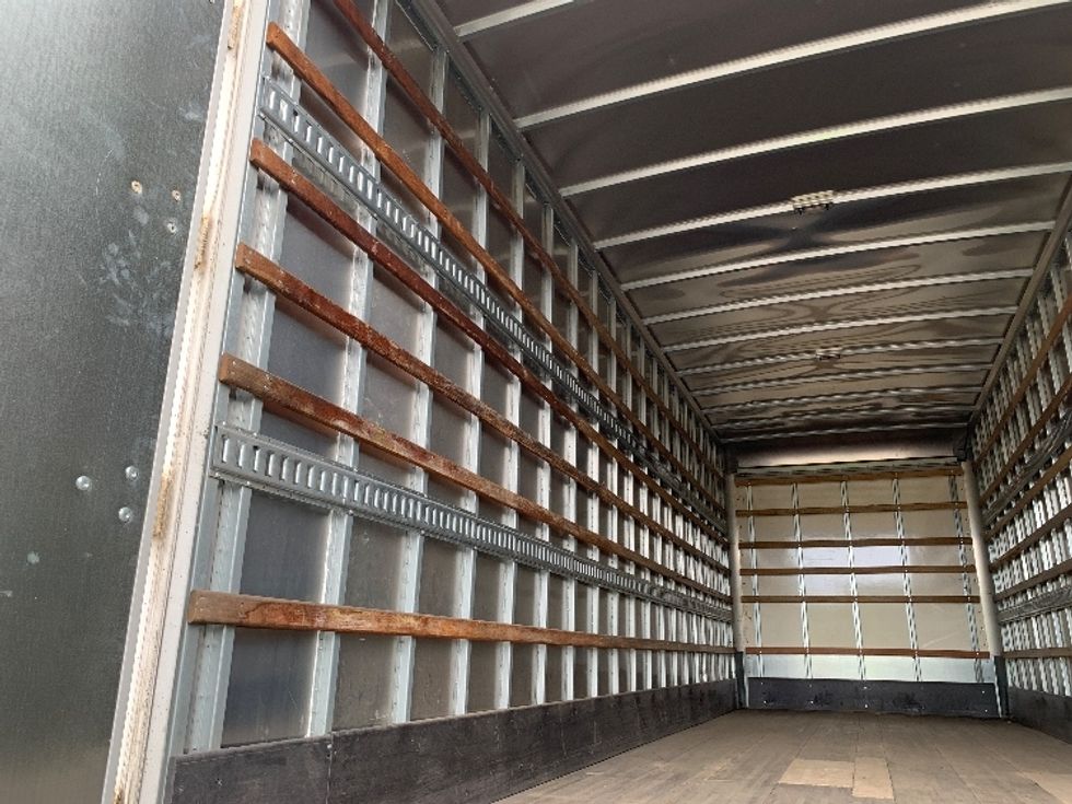 Medium Duty Box Truck-Light and Medium Duty Trucks-International-2020-MV607-Alabaster-AL-247,183\n\t\tmiles-$ 34,000 - Image 10