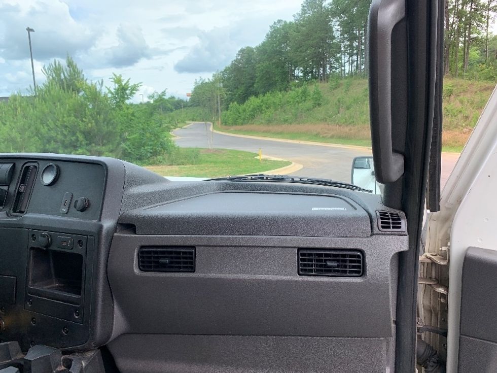 Medium Duty Box Truck-Light and Medium Duty Trucks-International-2020-MV607-Alabaster-AL-247,183\n\t\tmiles-$ 34,000 - Image 20