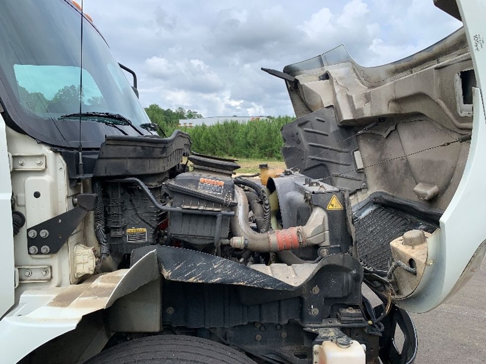 Medium Duty Box Truck-Light and Medium Duty Trucks-International-2020-MV607-Alabaster-AL-247,183\n\t\tmiles-$ 34,000 - Image 22