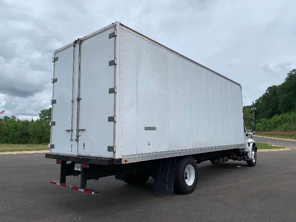 Medium Duty Box Truck-Light and Medium Duty Trucks-International-2020-MV607-Alabaster-AL-267,693\n\t\tmiles-$ 33,500 - Image 12