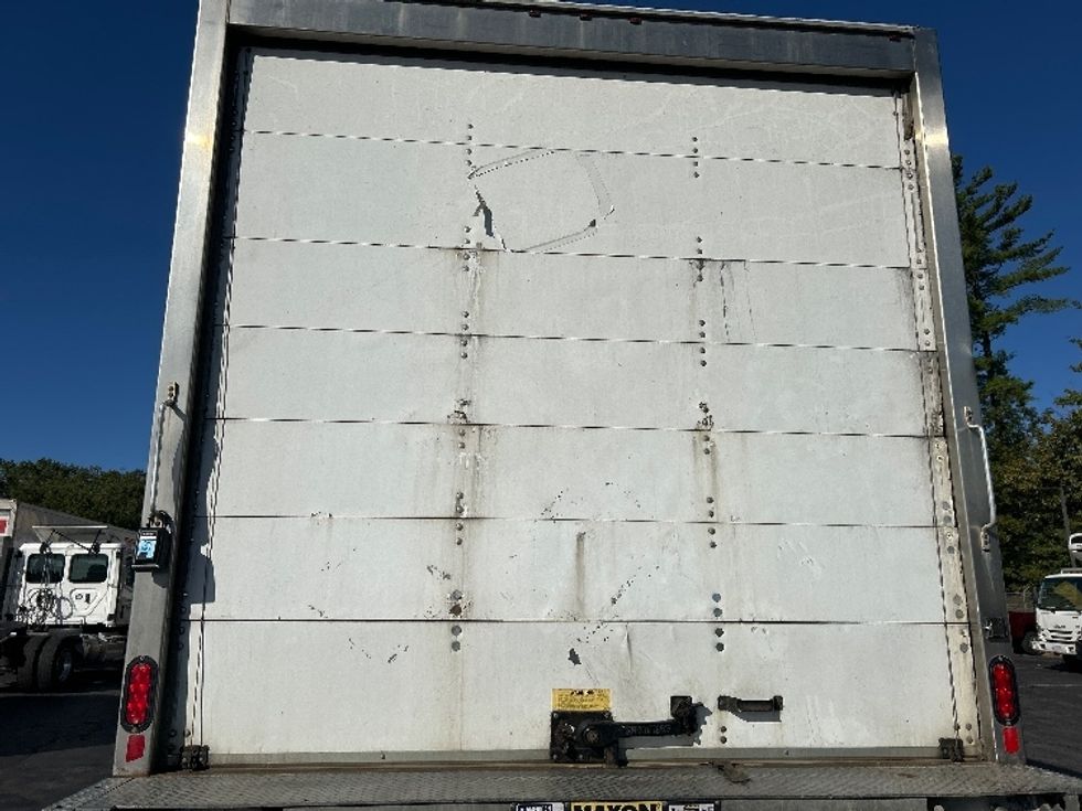 Medium Duty Box Truck-Light and Medium Duty Trucks-International-2020-MV607-Albany-NY-158,795\n\t\tmiles-$ 41,000 - Image 27
