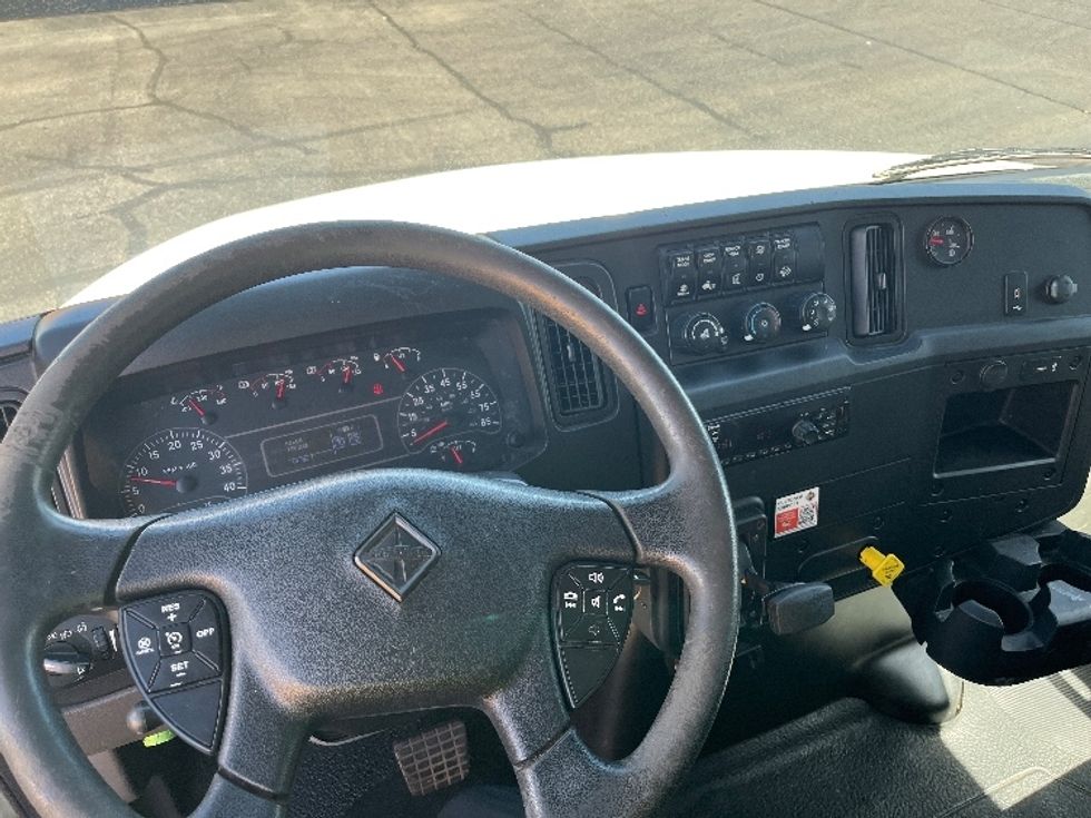 Medium Duty Box Truck-Light and Medium Duty Trucks-International-2020-MV607-Albuquerque-NM-178,239\n\t\tmiles-$ 51,750 - Image 16