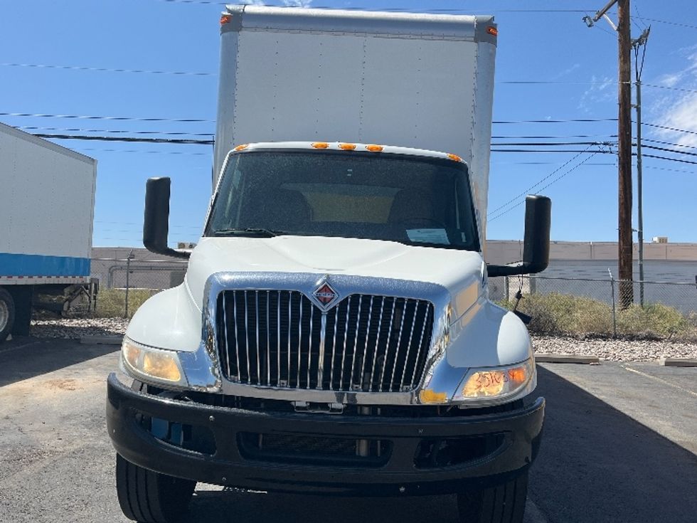 Medium Duty Box Truck-Light and Medium Duty Trucks-International-2020-MV607-Albuquerque-NM-178,239\n\t\tmiles-$ 51,750 - Image 2