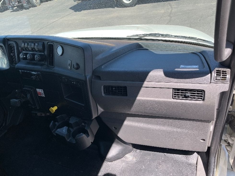 Medium Duty Box Truck-Light and Medium Duty Trucks-International-2020-MV607-Albuquerque-NM-178,239\n\t\tmiles-$ 51,750 - Image 20