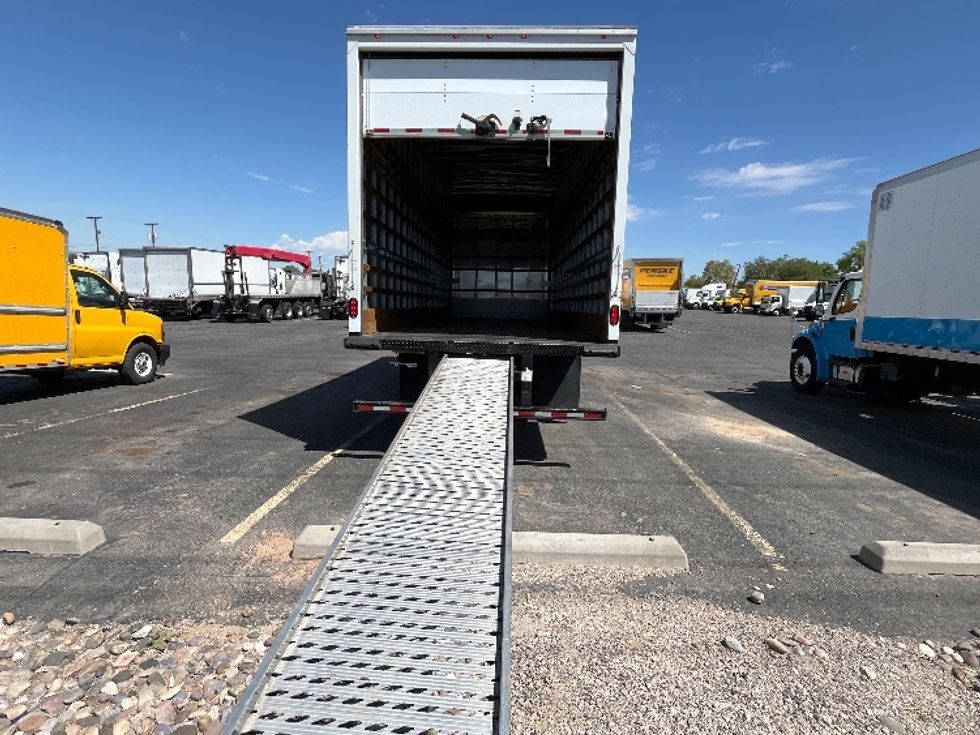 Medium Duty Box Truck-Light and Medium Duty Trucks-International-2020-MV607-Albuquerque-NM-178,239\n\t\tmiles-$ 51,750 - Image 9