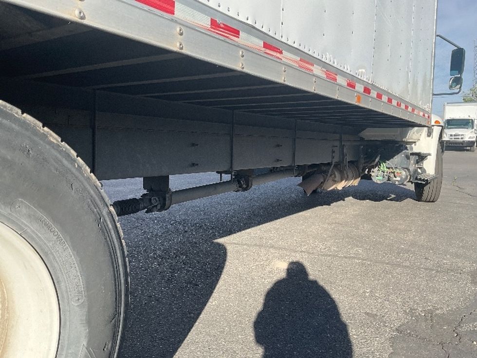 Medium Duty Box Truck-Light and Medium Duty Trucks-International-2020-MV607-Albuquerque-NM-211,000\n\t\tmiles-$ 43,500 - Image 14