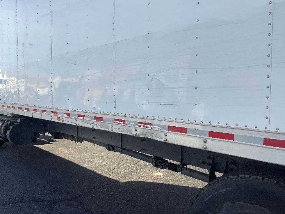 Medium Duty Box Truck-Light and Medium Duty Trucks-International-2020-MV607-Albuquerque-NM-211,000\n\t\tmiles-$ 43,500 - Image 24